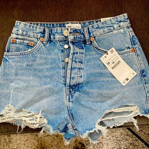 NWT Zara denim shorts size 38